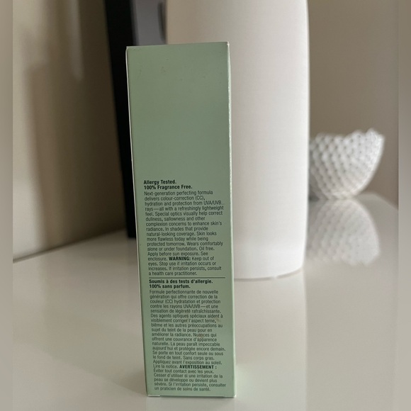 Clinique moisture surge CC cream, hydrating color corrector, SPF 30 - Picture 6 of 6